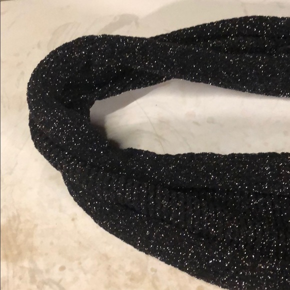 Infinity Scarf - Picture 2 of 4